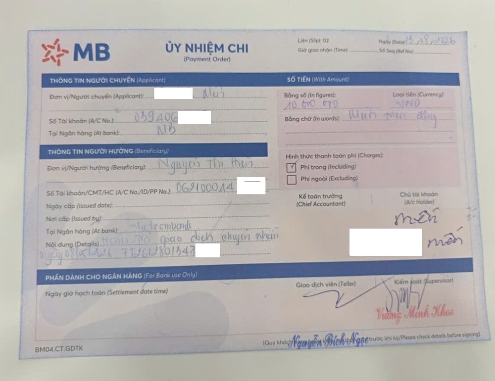 Người phụ nữ lo lắng suốt 45 ngày vì giao dịch chuyển khoản 10 triệu đồng, công an tiến hành xác minh và đối chiếu thông tin - Ảnh 2.