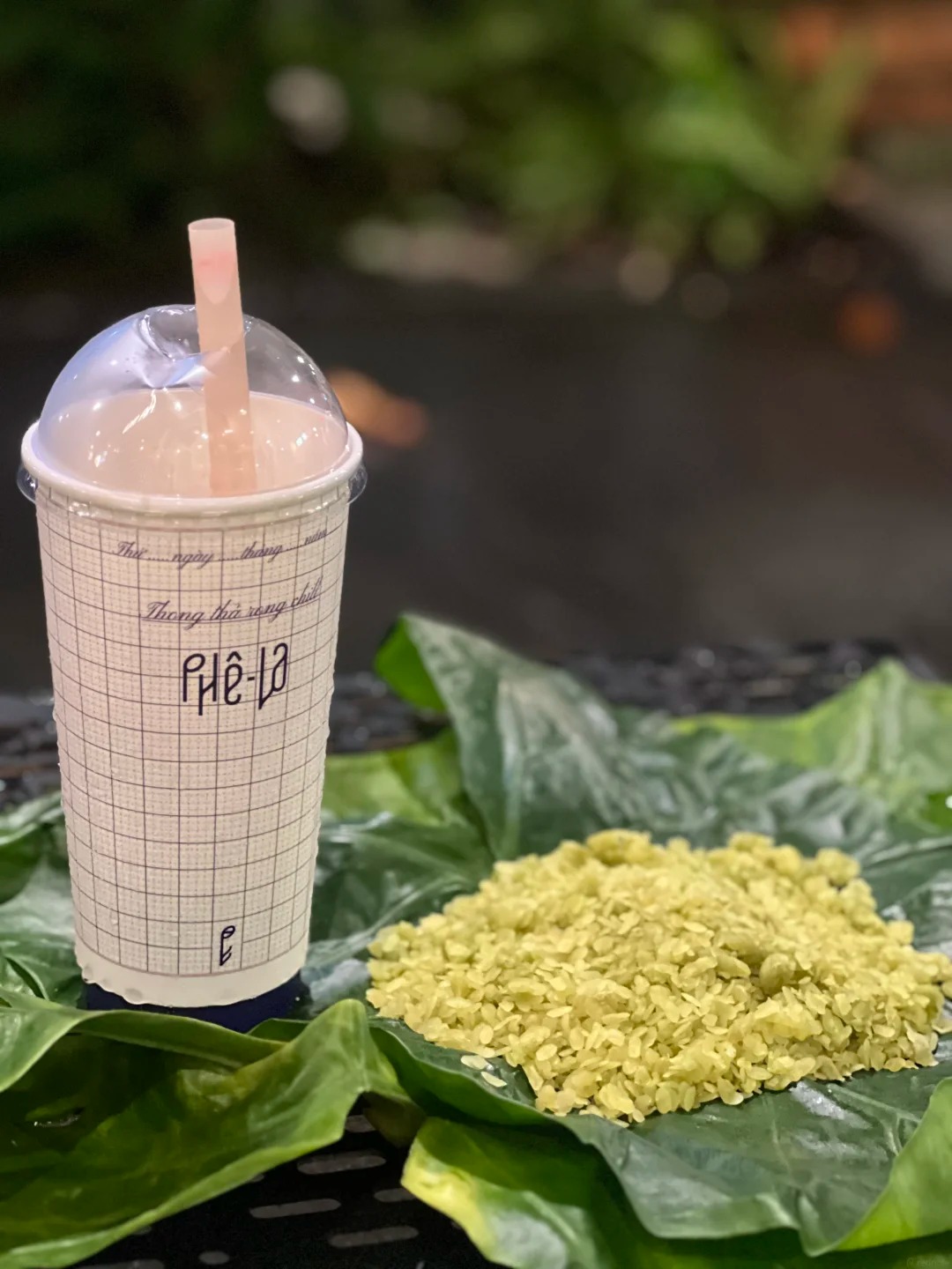 Khách Trung mê mẩn món ăn chỉ Hà Nội mới có vào mùa thu: "Đi uống cà phê mà không gọi món này là tiếc lắm!"- Ảnh 4.