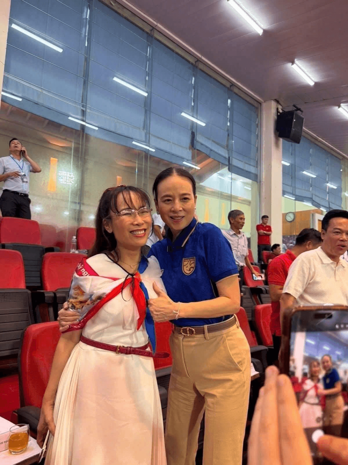 Tỷ phú Nguyễn Thị Phương Thảo tặng quà đặc biệt cho đội tuyển Việt Nam sau chức vô địch Đông Nam Á- Ảnh 2.