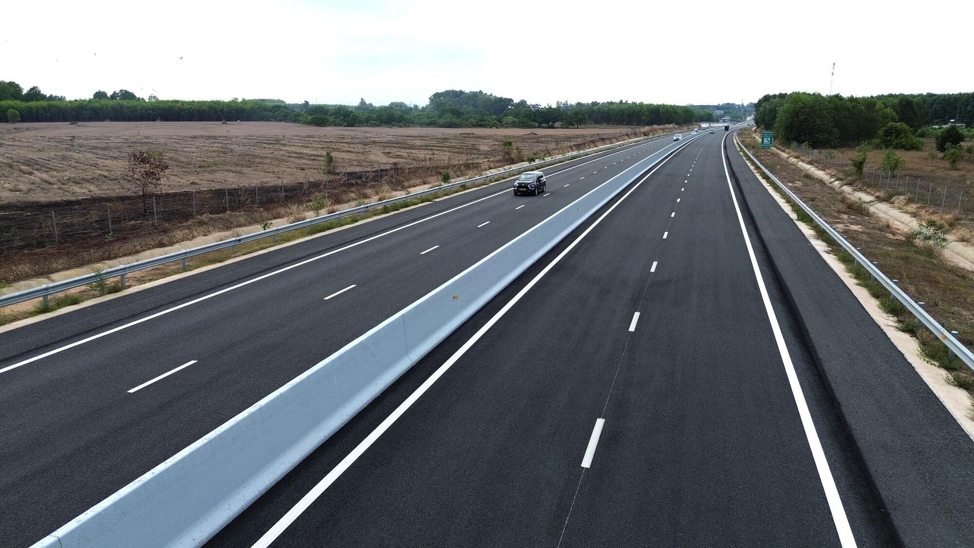 ‏Thủ phủ Logistics - du lịch miền Nam trỗi dậy: Giới chuyên gia săn tìm bến đỗ an cư tại Blanca City‏ - Ảnh 1.