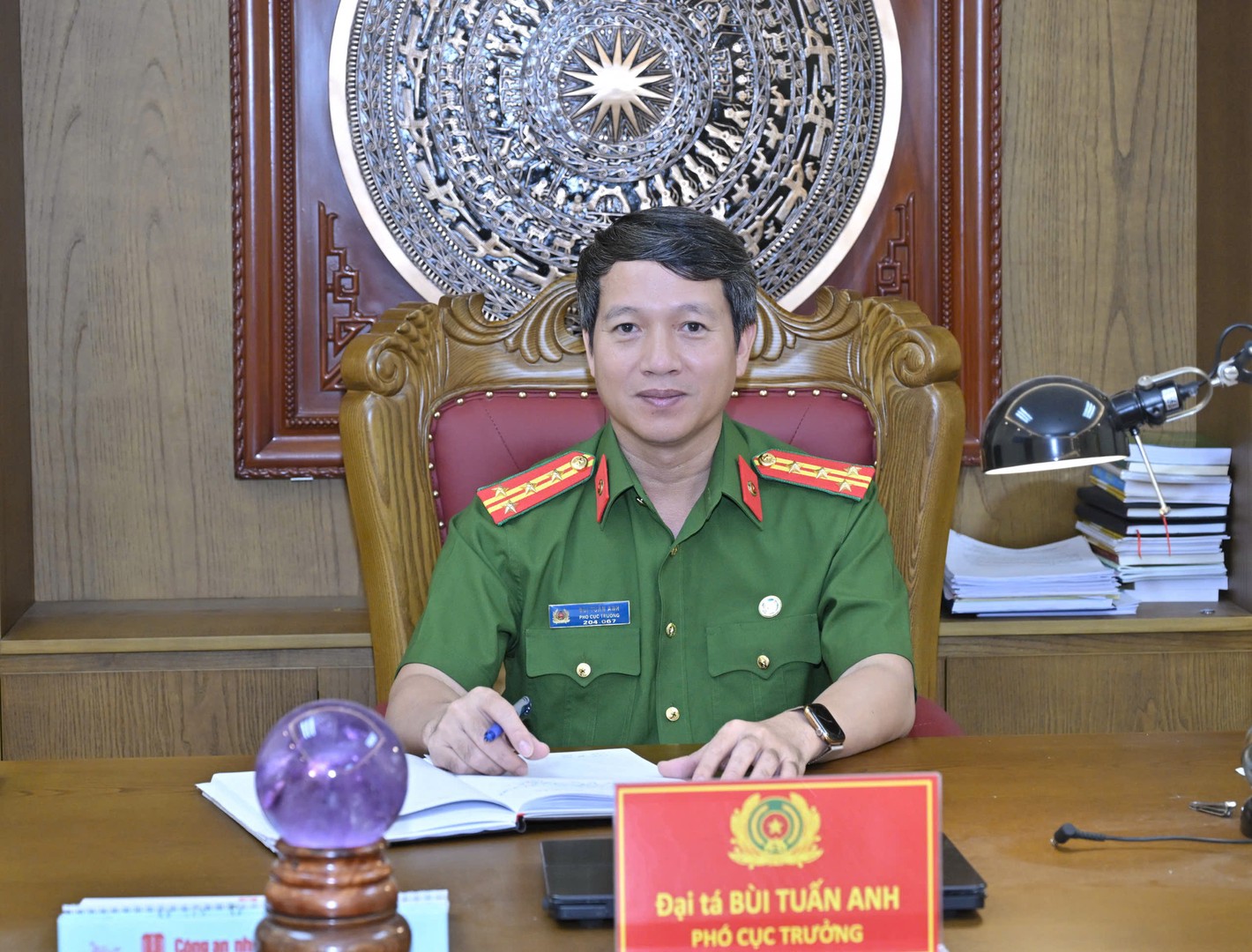 Tất cả người dân có SIM điện thoại, tài khoản ngân hàng chú ý cảnh báo khẩn từ Bộ Công an- Ảnh 1.