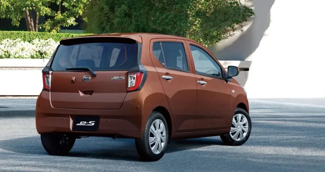 Hãng con Toyota làm xe nhỏ giá quy đổi chỉ 180 triệu đồng: Không cần hybrid vẫn chỉ ‘ăn’ 3,7L/100km, có 4WD, ADAS không kém SUV cao cấp- Ảnh 10.