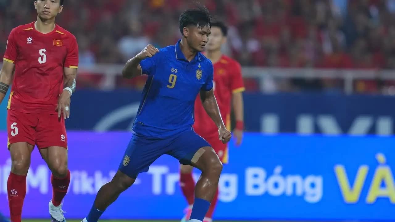 Sao Thái Lan trải lòng, thừa nhận “rất thất vọng” vì đã ghi bàn nhưng vẫn thua tuyển Việt Nam- Ảnh 1.