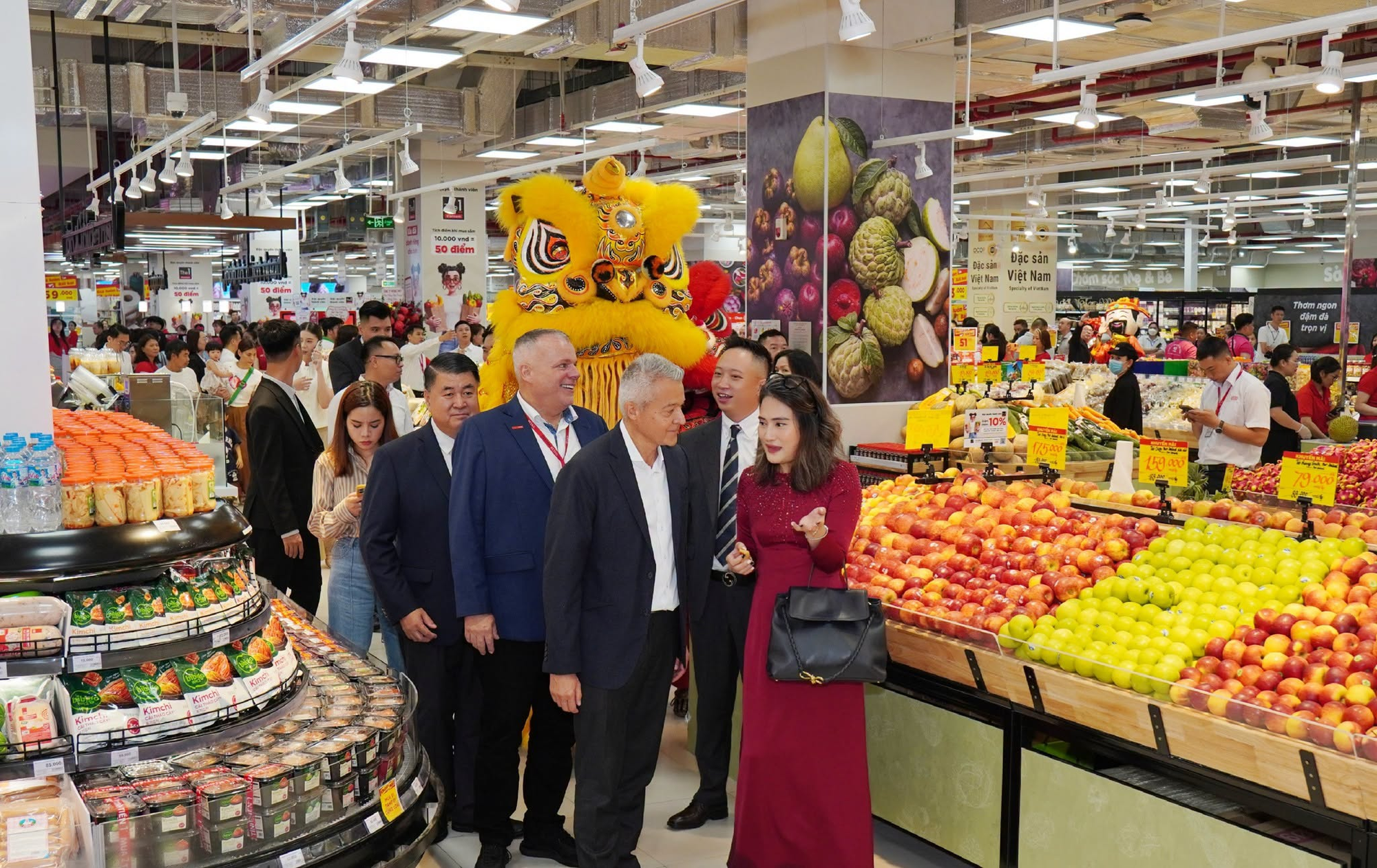 Đúng hôm nay - 28/8, 1 xã ở ngoại thành Hà Nội chính thức có TTTM Vincom đầu tiên: Rộng 25.000m2, cao 5 tầng, xuất hiện đại siêu thị Thái Lan - Ảnh 3.