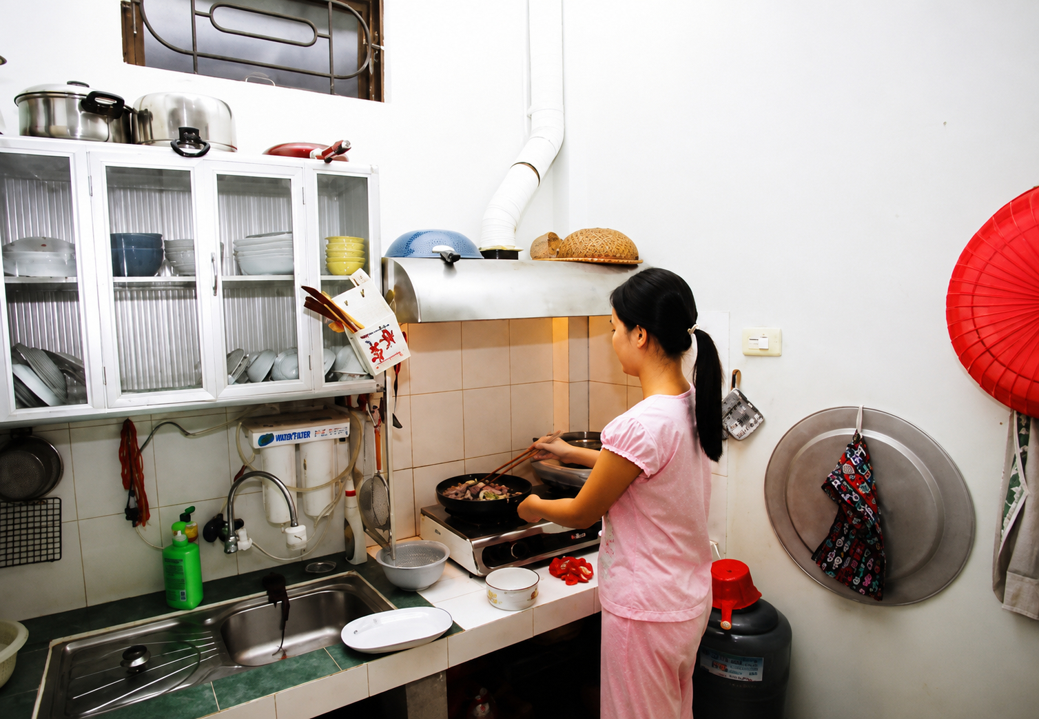Sinh viên bây giờ được bố mẹ cho bao nhiêu tiền mỗi tháng? Người vỏn vẹn 2,5 triệu, người 4 triệu vẫn đi làm thêm- Ảnh 4.
