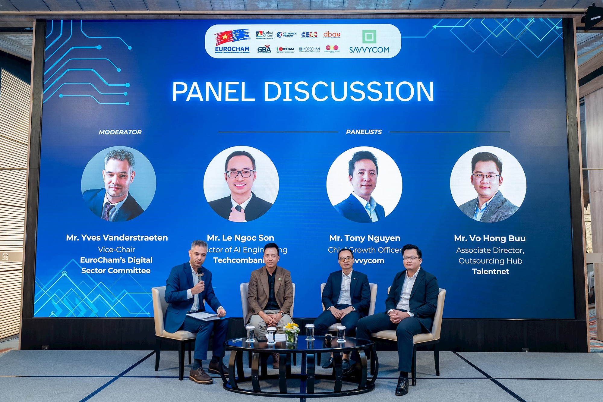 Giám đốc Kỹ thuật AI Techcombank: Năng lực tính toán AI ngày càng 'đắt đỏ và phức tạp', mua thêm hạ tầng không còn là giải pháp hàng đầu- Ảnh 2.