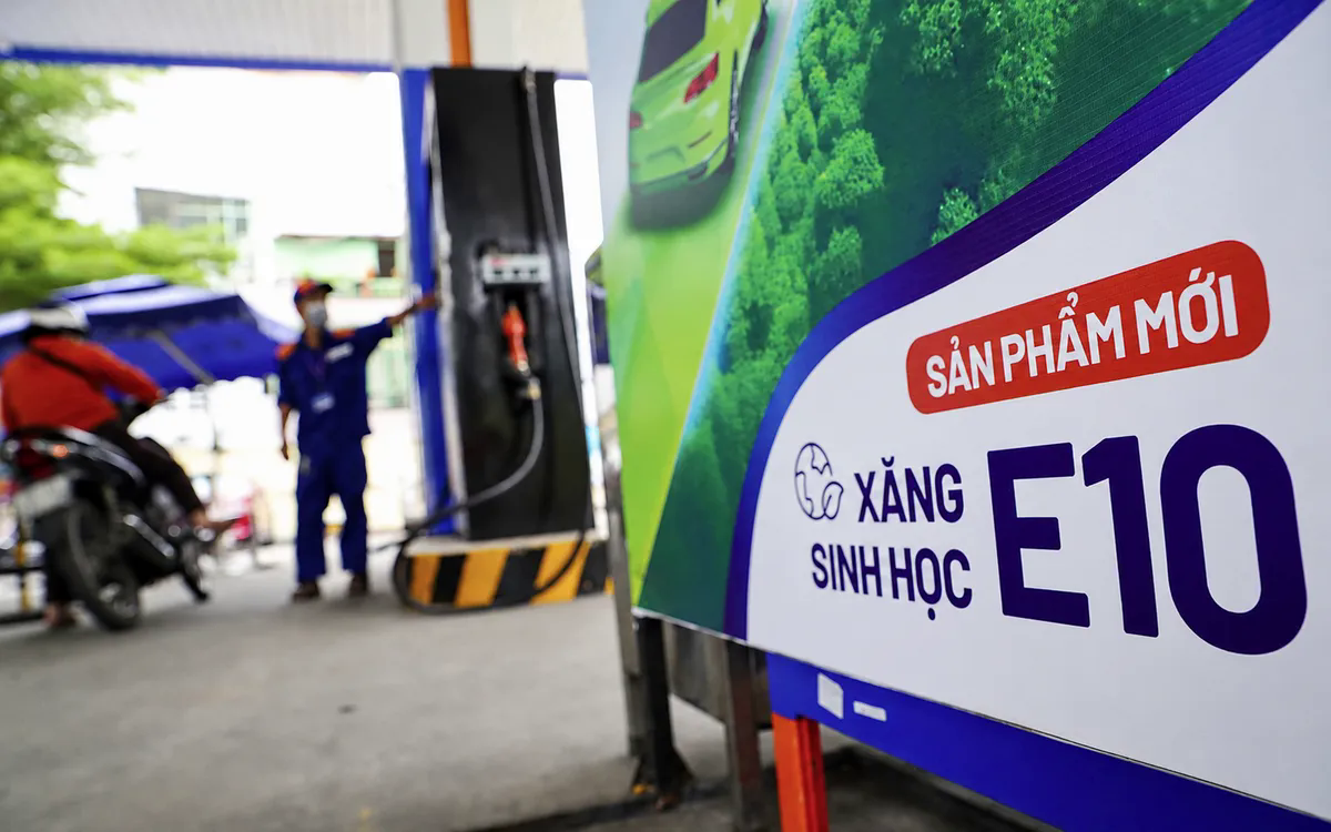 Yêu cầu doanh nghiệp không để gián đoạn nguồn cung xăng dầu dịp 2/9 - Ảnh: VGP