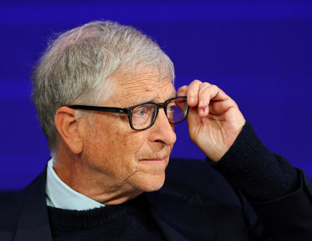 Bill Gates cảnh báo về "thời kỳ biến động nhất lịch sử": Đề xuất đánh thuế AI và thành lập "khu bảo tồn công việc cho con người"- Ảnh 1.