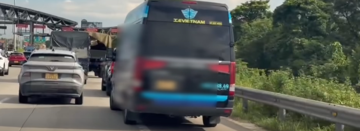 Những trường hợp bị xử lý lỗi không giữ khoảng cách an toàn trên cao tốc ngay sáng nay - 29/8 - Ảnh 2.
