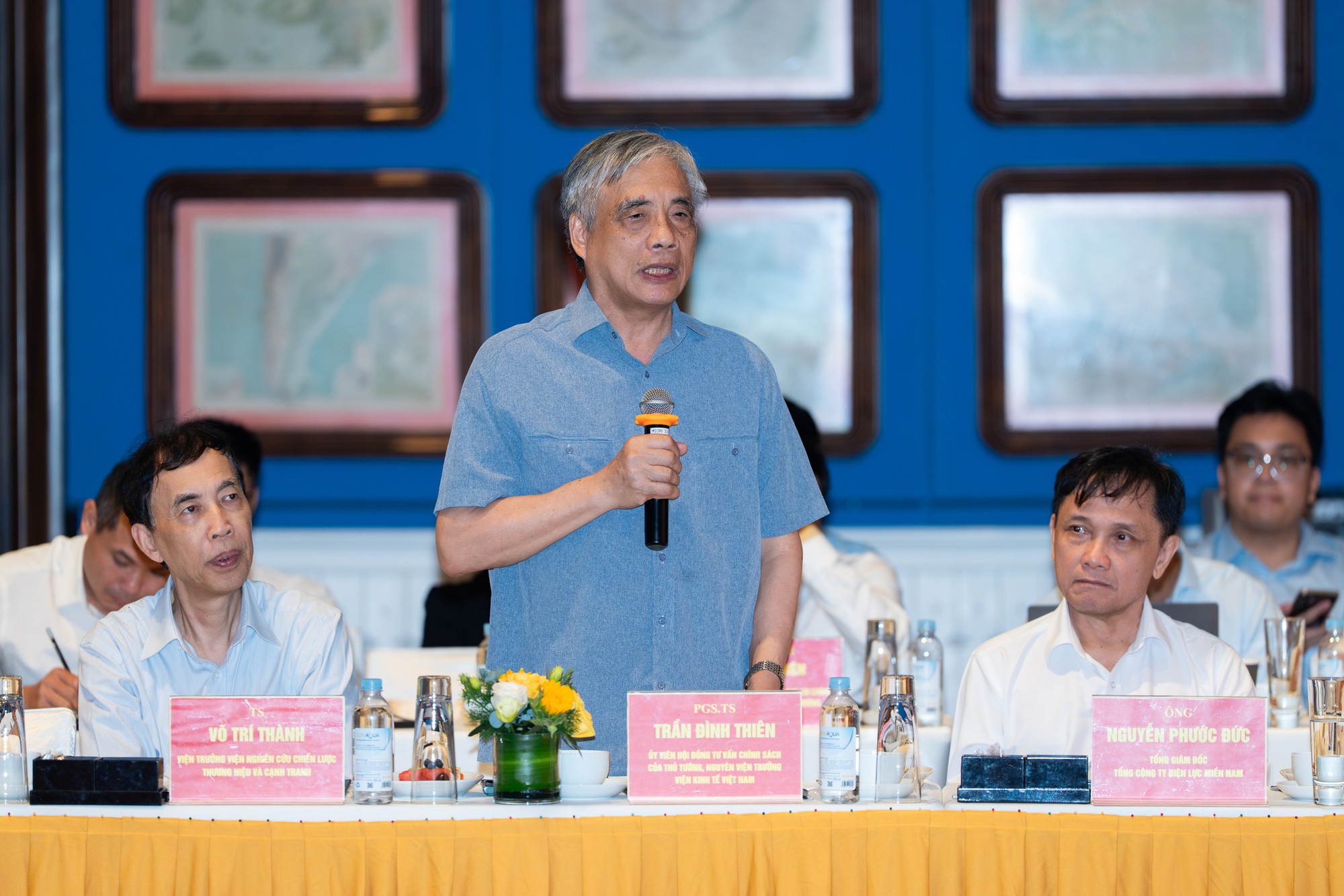 PGS.TS Trần Đình Thiên: Phú Quốc thay đổi chóng mặt từng ngày, APEC 2027 mở thời cơ vươn tầm thế giới - Ảnh 2.