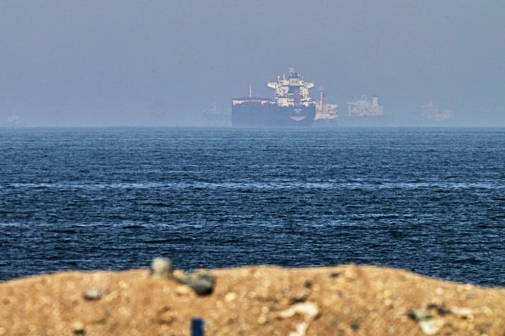 Iran sắp đạt thỏa thuận với Oman tại eo biển Hormuz- Ảnh 1.