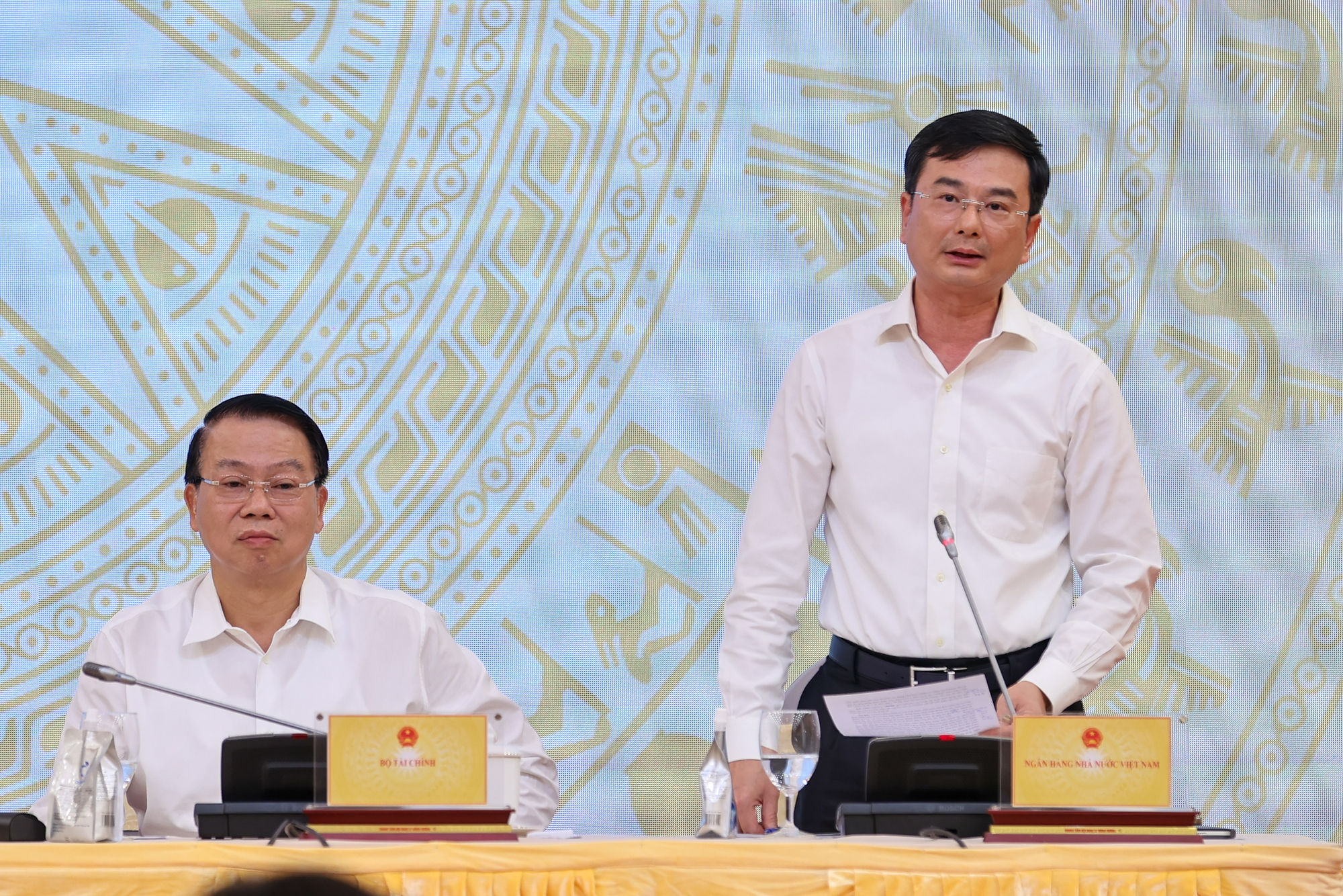 Giữ ổn định tỷ giá, kiểm soát lạm phát, hỗ trợ mục tiêu tăng trưởng hai con số- Ảnh 1.