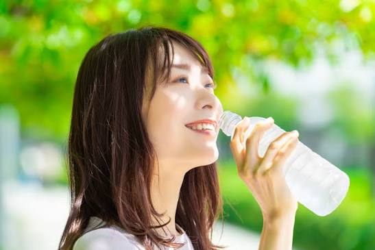 Uống trà sữa, cà phê kiểu này chẳng khác nào "bào mòn" răng: Nha sĩ cảnh báo có người sâu răng nặng, phải điều trị suốt 6 tháng - Ảnh 3.