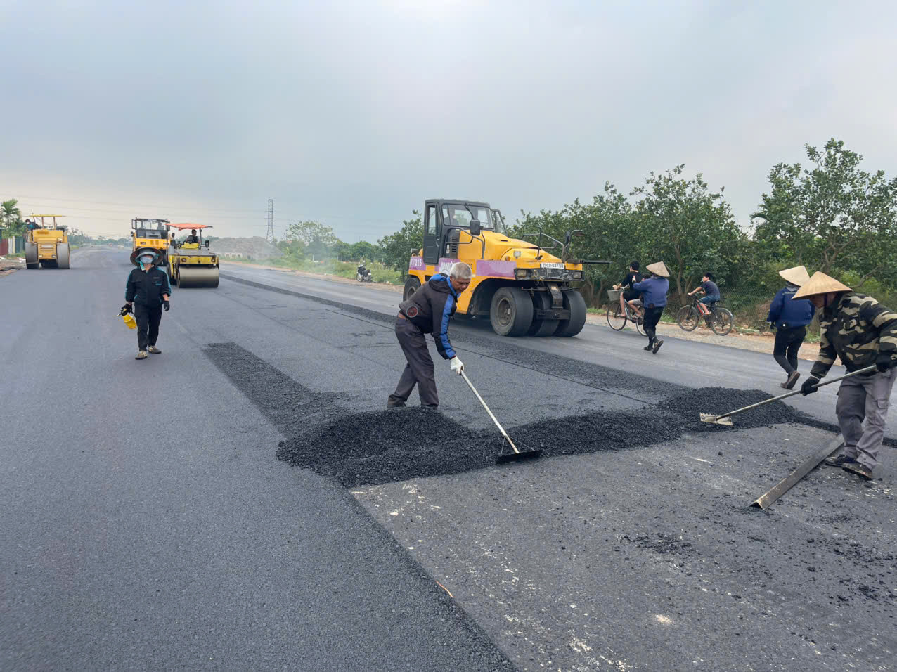 Xã Hát Môn: Đấu giá đất tạo nguồn lực phát triển hạ tầng
- Ảnh 3. Xã Hát Môn: Đấu giá đất tạo nguồn lực phát triển hạ tầng
- Ảnh 3.