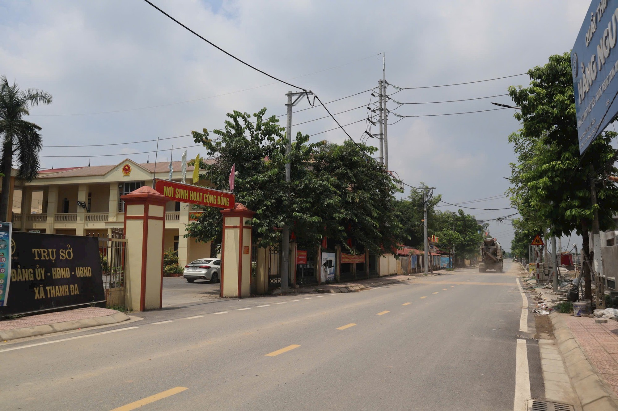 Xã Hát Môn: Đấu giá đất tạo nguồn lực phát triển hạ tầng
- Ảnh 4. Xã Hát Môn: Đấu giá đất tạo nguồn lực phát triển hạ tầng
- Ảnh 4.