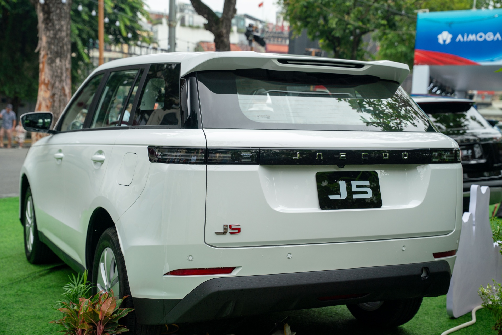 Cuộc đấu bản ‘base’: Jaecoo J5 hay Geely Coolray, công nghệ hay vận hành? - Ảnh 2.