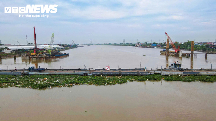 Diện mạo cây cầu vượt sông gần 600 tỷ đồng dần thành hình tại Ninh Bình- Ảnh 2.