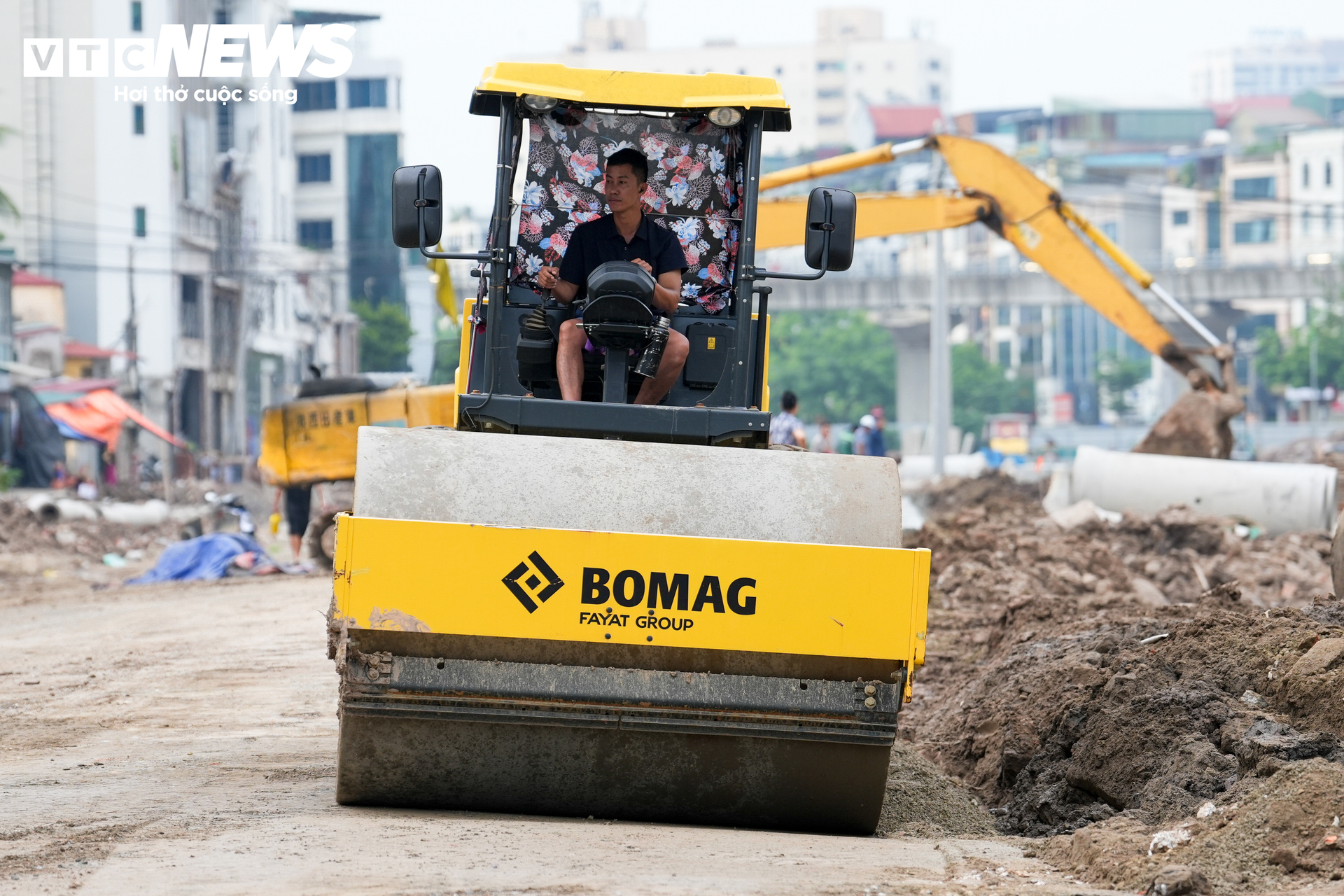 Công nhân Hà Nội bám công trường, chạy đua tiến độ xuyên lễ 2/9- Ảnh 9.