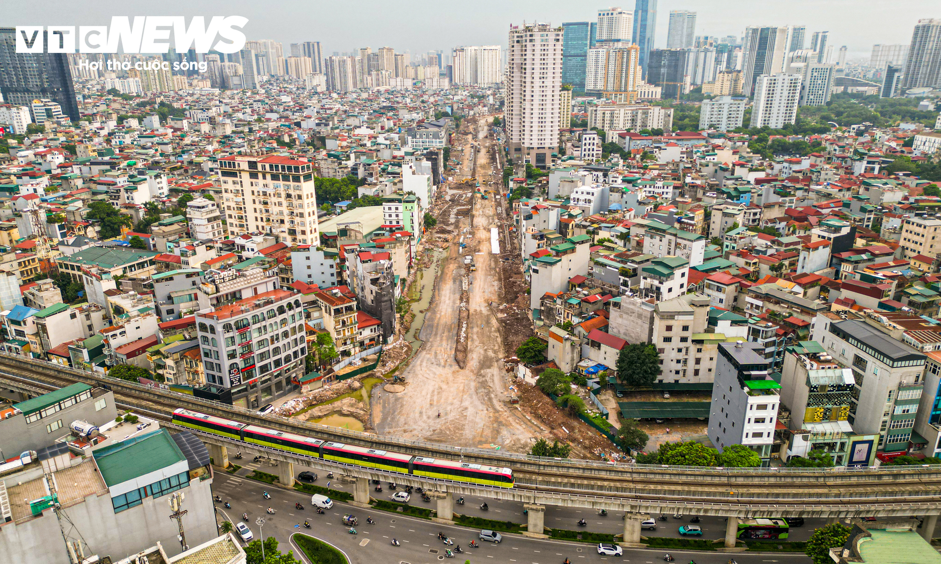 Công nhân Hà Nội bám công trường, chạy đua tiến độ xuyên lễ 2/9- Ảnh 15.