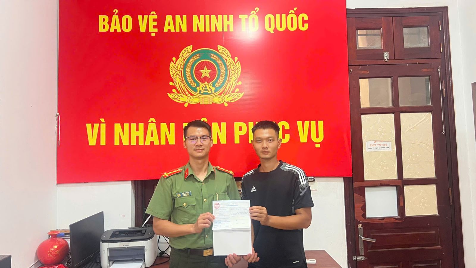 Điều tra giao dịch 243 triệu đồng trong tài khoản của Nguyễn Trung Minh SN 2005, công an làm rõ nguồn tiền- Ảnh 1.