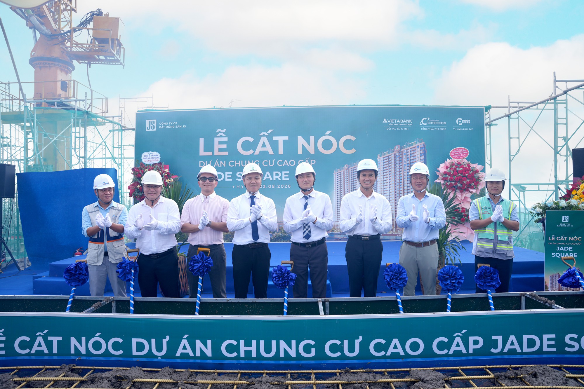 Jade Square cất nóc sau hơn 8 tháng thi công, dự kiến bàn giao từ quý III/2027 - Ảnh 2.