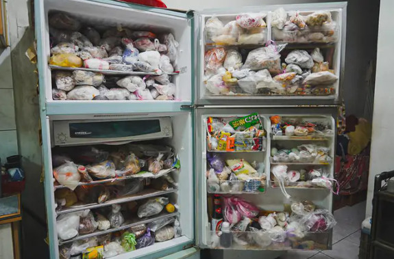 Đặt ngay 1 cuộn giấy vệ sinh vào tủ lạnh: Nhiều người bất ngờ, ước mình biết sớm hơn - Ảnh 4.