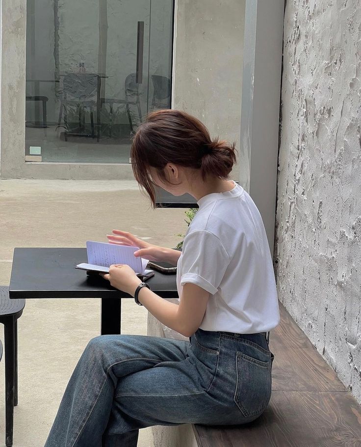 Nên gửi tiết kiệm 6 tháng hay 12 tháng? - Ảnh 1.