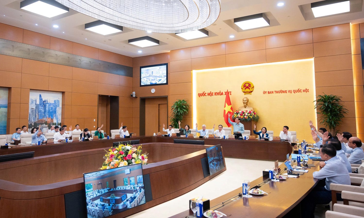 Thống nhất trình Quốc hội xem xét thành lập TP Quảng Ninh và TP Bắc Ninh- Ảnh 1.
