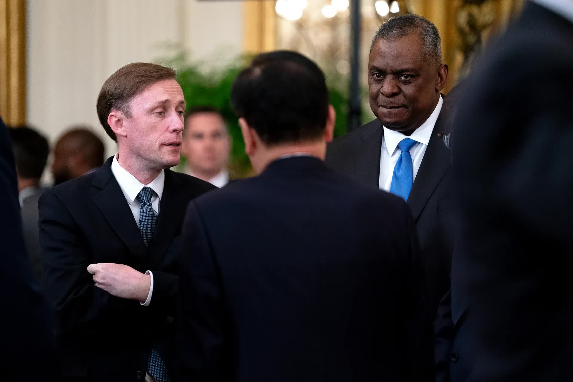 Hai năm sau cái lắc đầu từ Washington, điều Ukraine lo sợ nhất đã xảy ra- Ảnh 1.