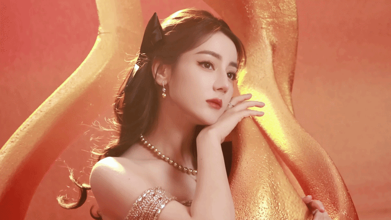 5 mỹ nhân Tân Cương đẹp nhất Cbiz: Địch Lệ Nhiệt Ba dẫn đầu, người cuối được ví như bước ra từ bích họa - Ảnh 1.