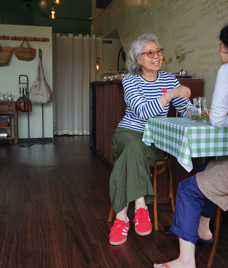 3 tài khoản người sau 60 tuổi không thể không có: Thiếu một khoản, tuổi già rất dễ rơi vào cảnh phụ thuộc con cái- Ảnh 3.