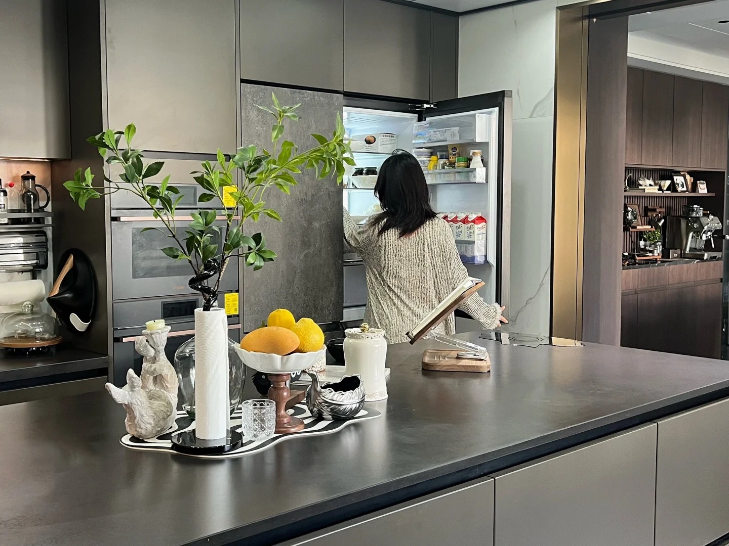 Chi hơn 1 tỷ decor bếp: Hội 30s muốn “sống” trong bếp chứ không chỉ “nấu ăn” - Ảnh 6.