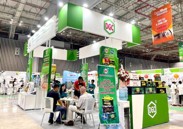 Lộ diện 2 ứng viên bầu bổ sung vào HĐQT Hóa chất Đức Giang- Ảnh 1. Lộ diện 2 ứng viên bầu bổ sung vào HĐQT Hóa chất Đức Giang- Ảnh 1.