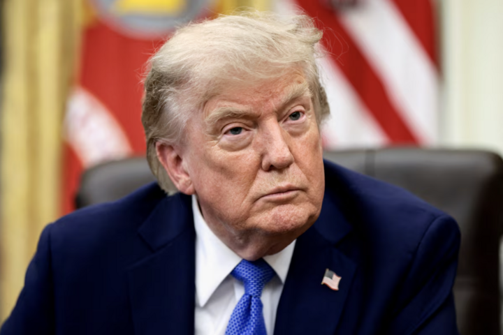 Ông Trump: Iran khó cầm cự được lâu hơn nữa- Ảnh 1.