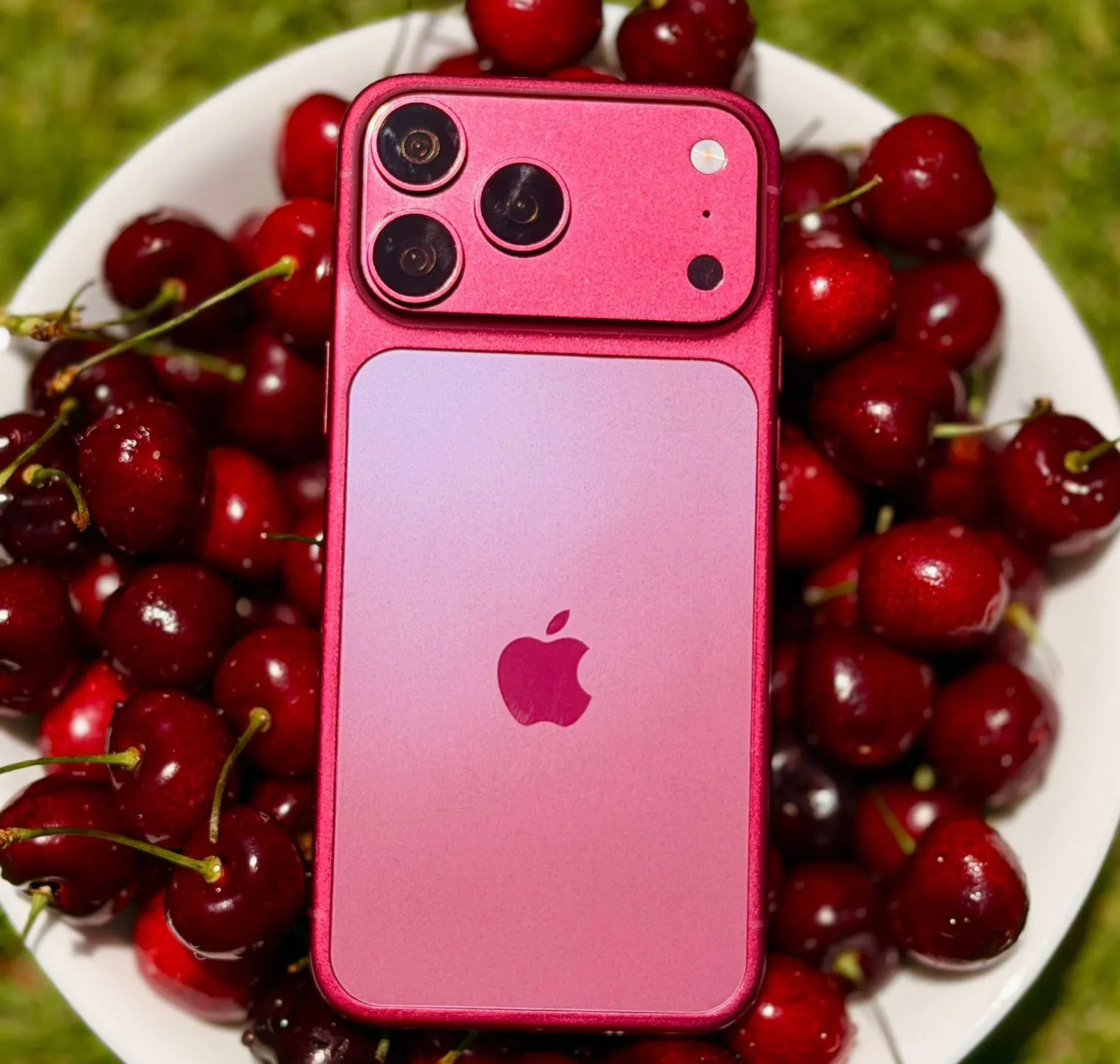 Tin không vui cho người đợi mua iPhone 18 Pro - Ảnh 1.