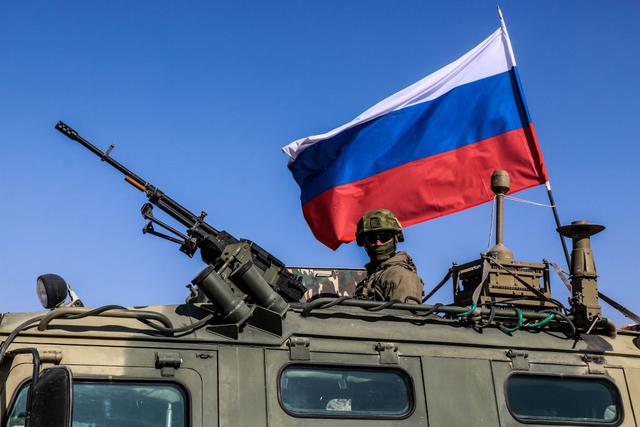 Cờ Nga kéo lên ở Chernigovka, 5 lữ đoàn Kiev rút lui - Hàng trăm tên lửa không thể tới Ukraine sau tuyên bố từ ông Trump- Ảnh 1. Cờ Nga kéo lên ở Chernigovka, 5 lữ đoàn Kiev rút lui - Hàng trăm tên lửa không thể tới Ukraine sau tuyên bố từ ông Trump- Ảnh 1.