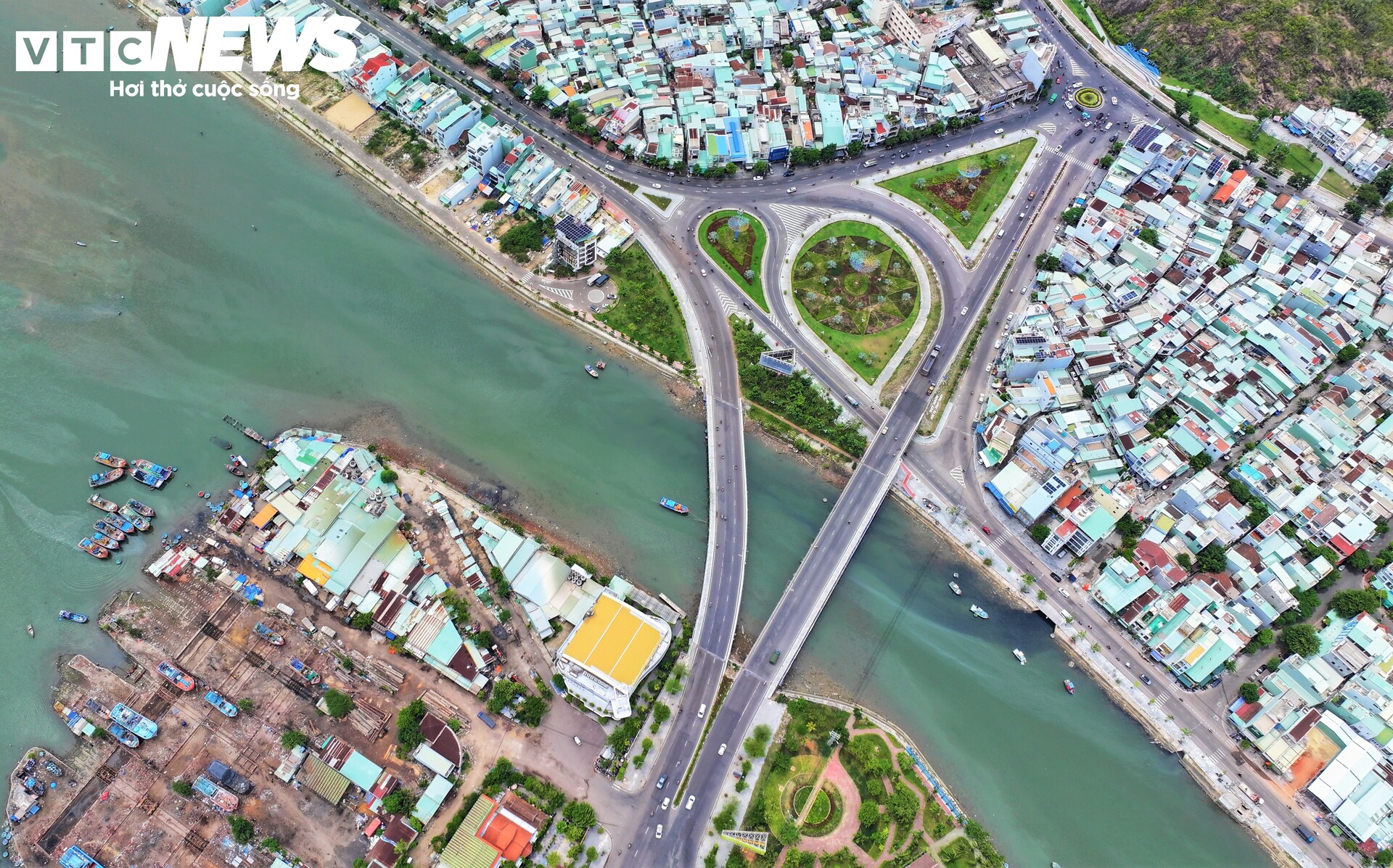 Toàn cảnh nút giao ùn tắc bậc nhất Quy Nhơn được đề xuất làm cầu vượt- Ảnh 5.