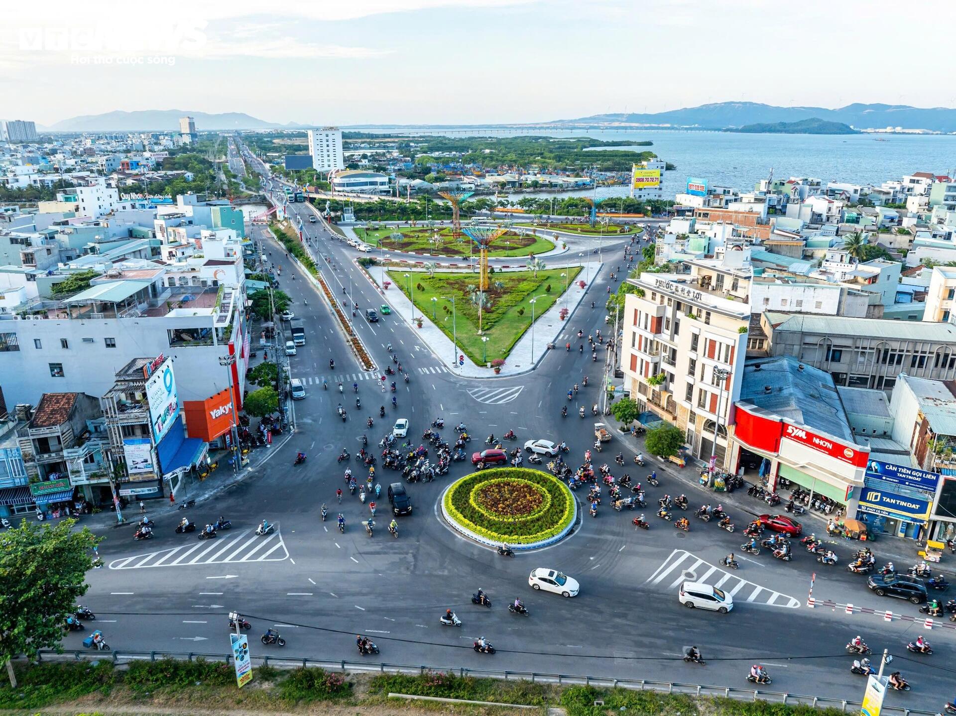 Toàn cảnh nút giao ùn tắc bậc nhất Quy Nhơn được đề xuất làm cầu vượt- Ảnh 3.