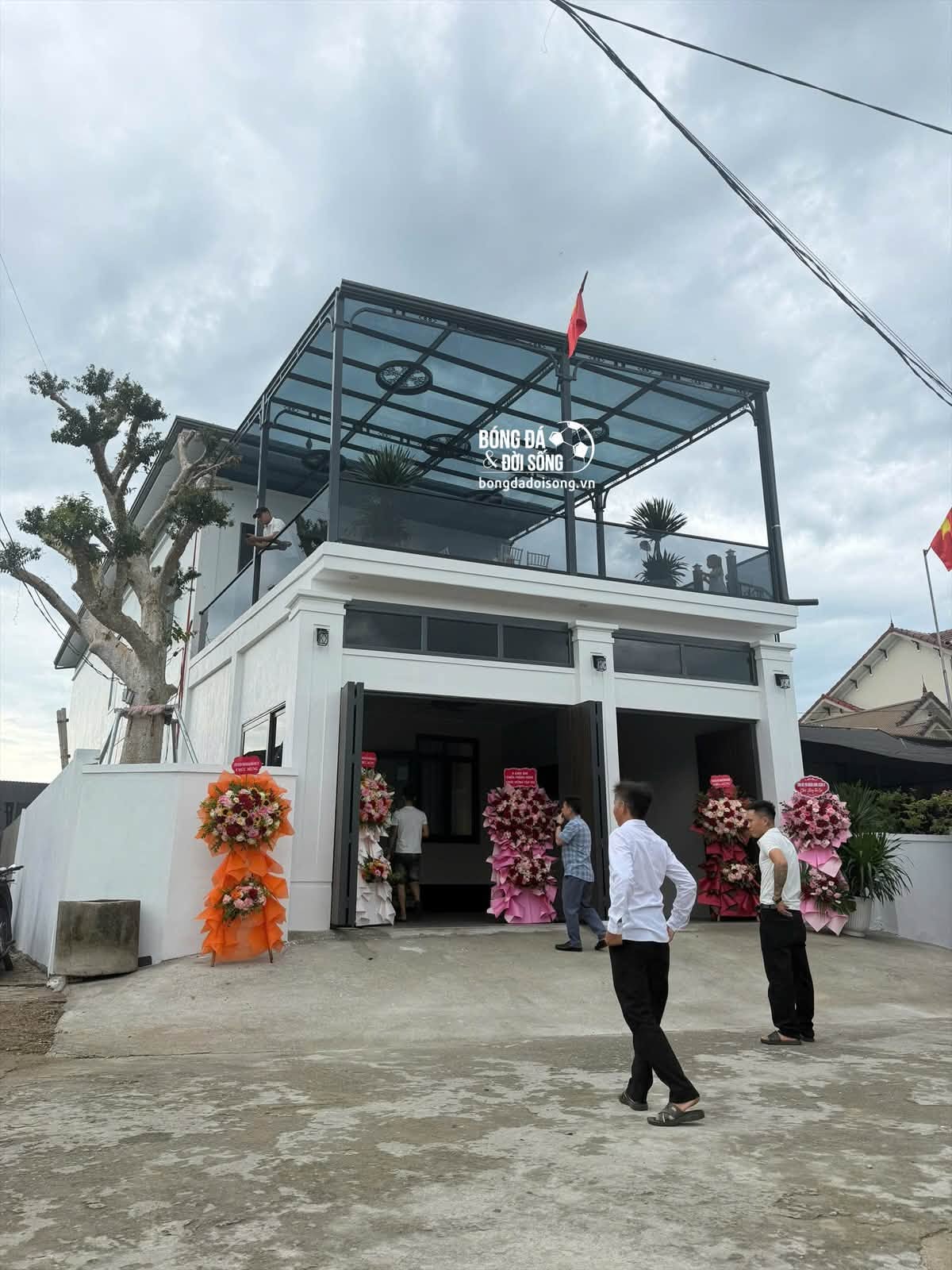 Cỗ nhà Đình Bắc đãi khách ở quê mừng nhà mới- Ảnh 1.