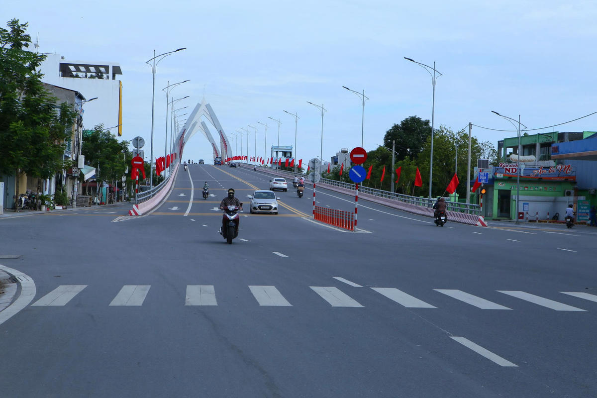 Liên hoàn dự án cầu đường gần 10.000 tỷ đồng ở Ninh Bình- Ảnh 1.