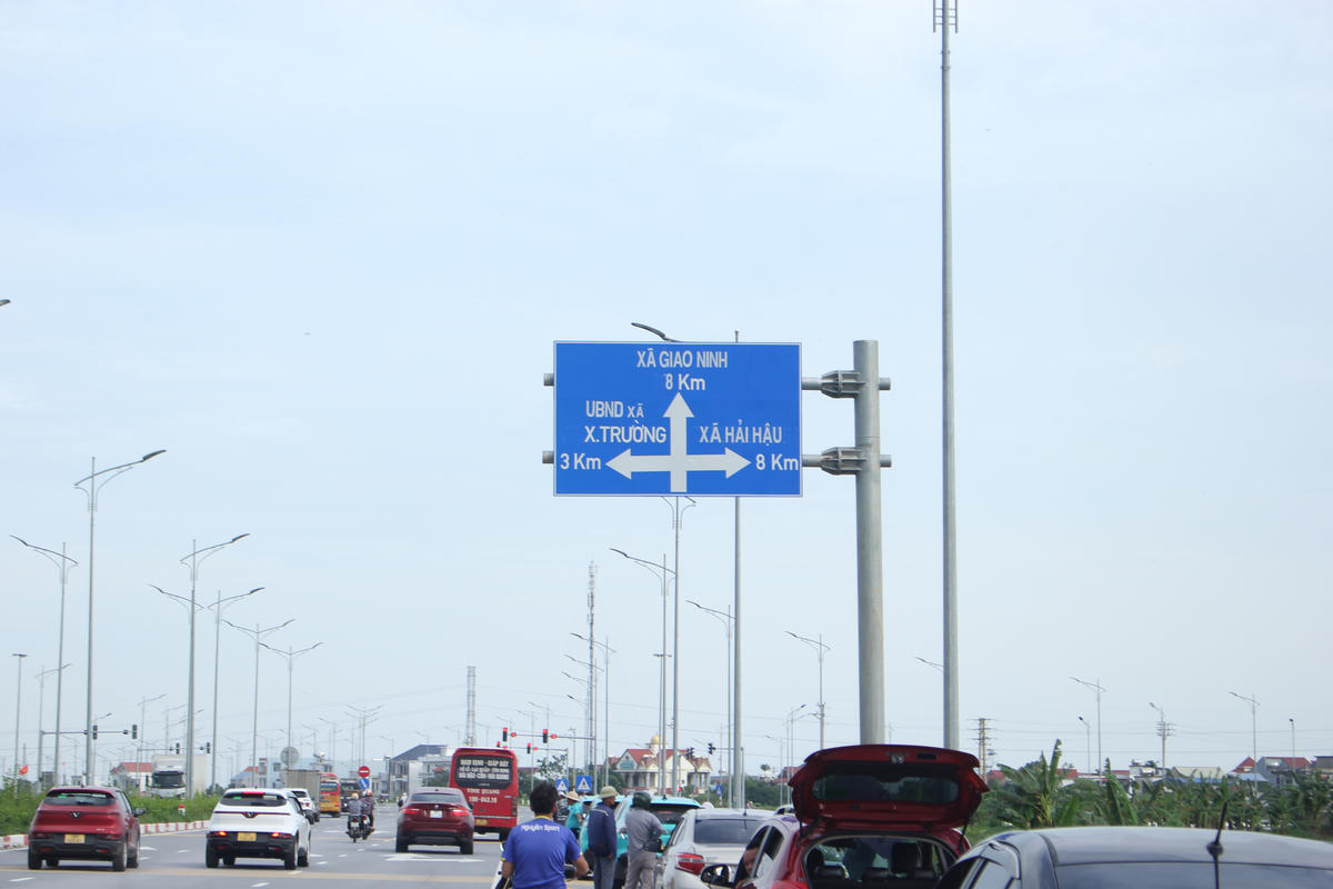 Liên hoàn dự án cầu đường gần 10.000 tỷ đồng ở Ninh Bình- Ảnh 14.