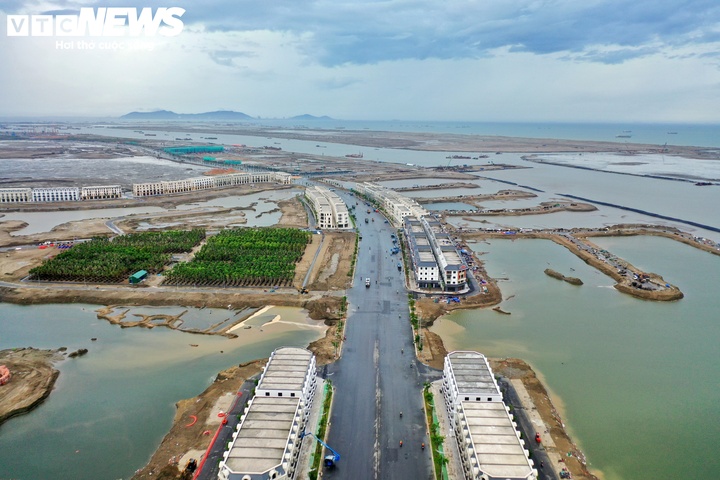 Những dãy nhà phố hiện đại dần hình thành tại siêu dự án lấn biển Cần Giờ- Ảnh 15.