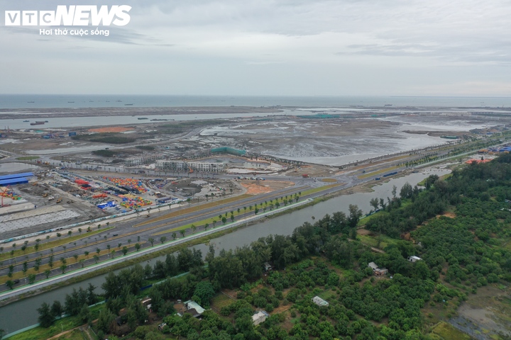 Những dãy nhà phố hiện đại dần hình thành tại siêu dự án lấn biển Cần Giờ- Ảnh 13.