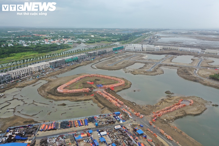 Những dãy nhà phố hiện đại dần hình thành tại siêu dự án lấn biển Cần Giờ- Ảnh 11.