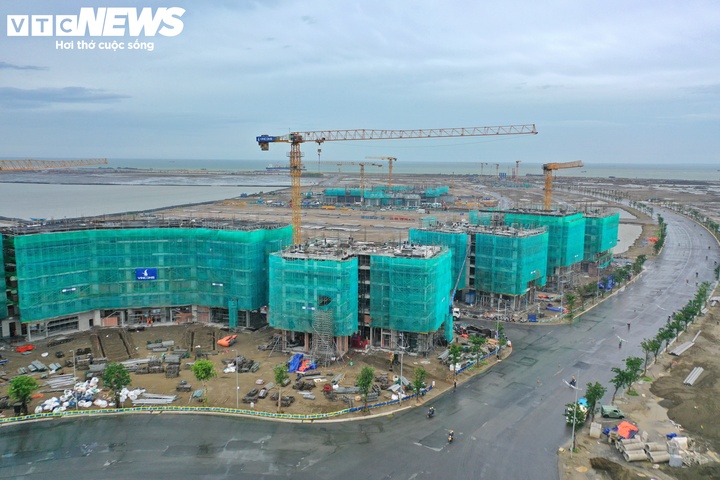 Những dãy nhà phố hiện đại dần hình thành tại siêu dự án lấn biển Cần Giờ- Ảnh 12.