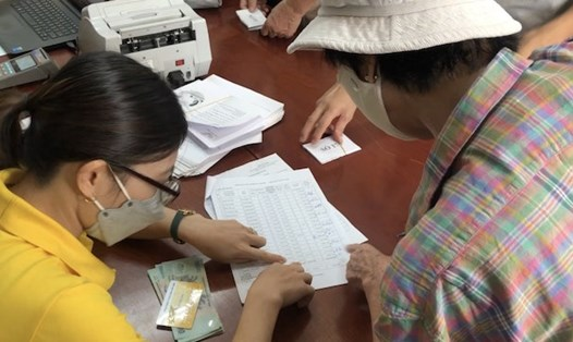 Từ 5/10, cha, mẹ đơn thân nuôi con có thể nhận thêm khoản trợ cấp mỗi tháng nếu thuộc diện này - Ảnh 1.