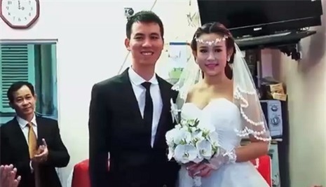 10 năm trước của chủ chuỗi khách sạn TP.HCM yêu cô gái Hà Nội có khuôn mặt búp bê- Ảnh 1.