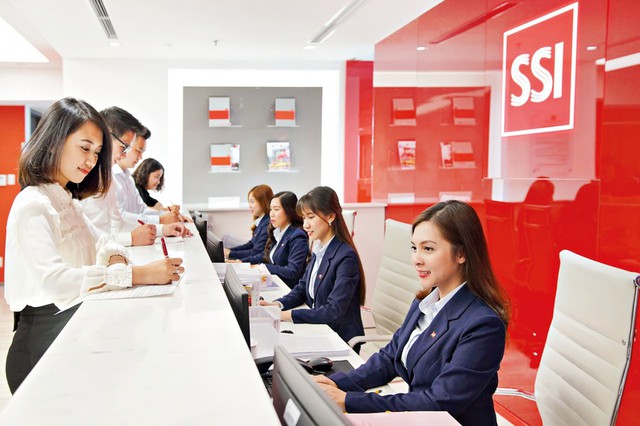 Thành viên HĐQT SSI mua thành công 5 triệu cổ phiếu- Ảnh 1.