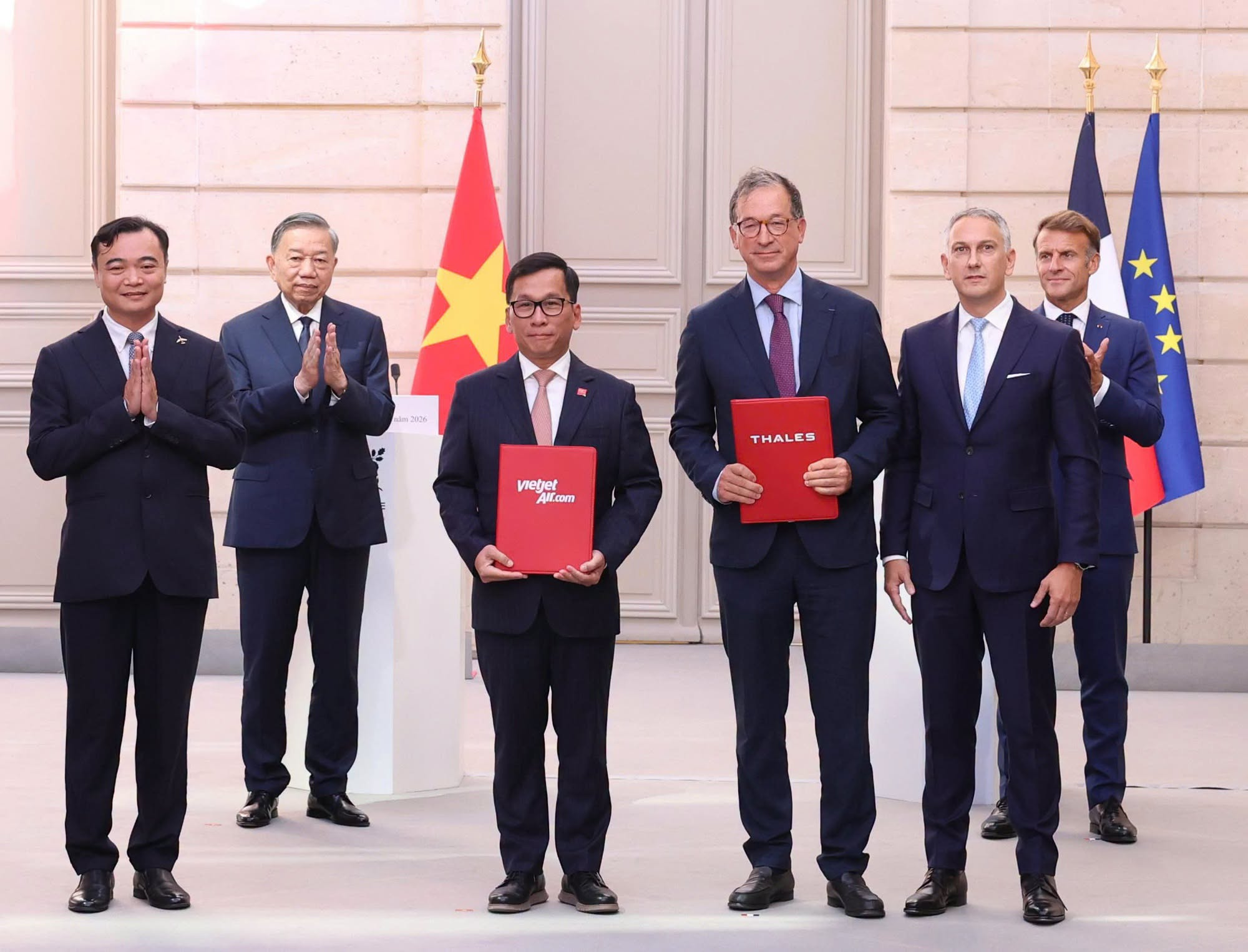 Tỷ phú Nguyễn Thị Phương Thảo bắt tay với tập đoàn công nghệ hàng không hàng đầu thế giới - Ảnh 1.