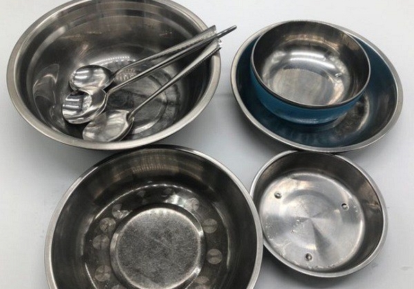 Lời khuyên dành cho những người sử dụng nước đóng bình hàng ngày - Ảnh 2.